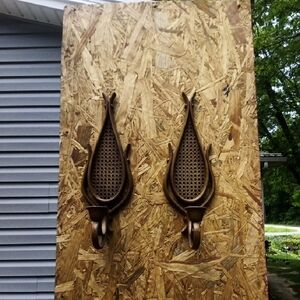 Homco Brown Wall Hooks with Intricate Design